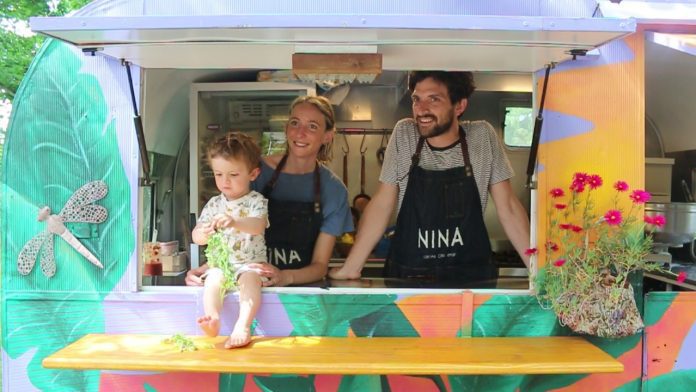 732d7eae-1512-41e8-9331-01841e7b6815 Los sabores del mundo en una cocina móvil